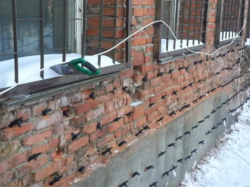 Усиление кирпичной кладки - Усиление конструкций от СтройСтрикт